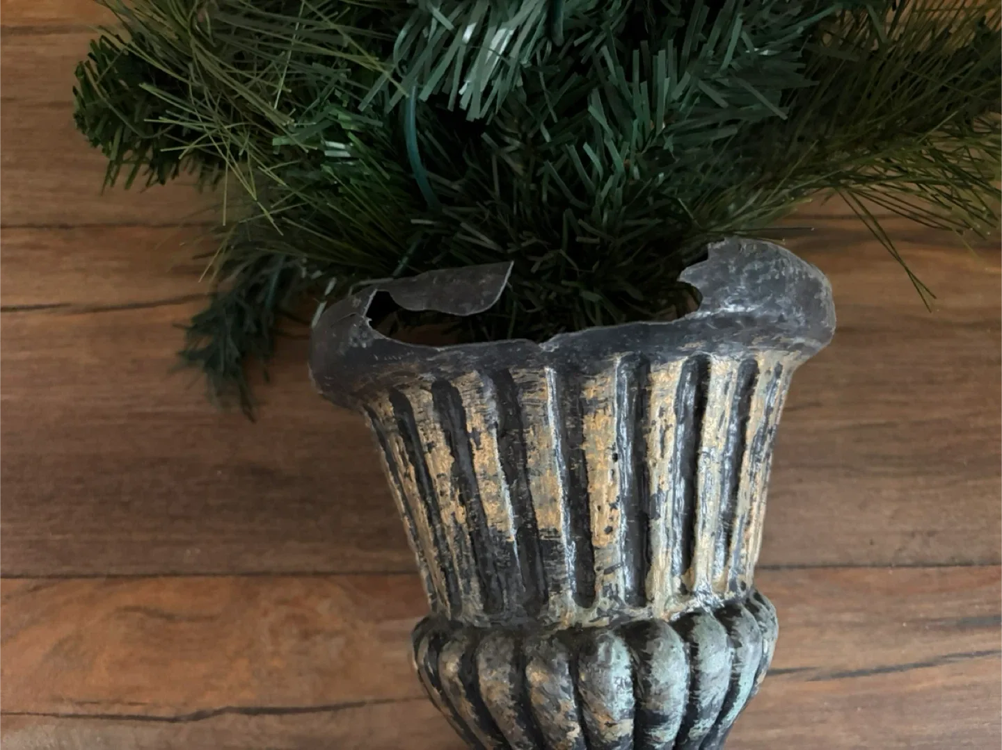 Set of 2 Pre-Lit Porch Tree Set image indicator(4)