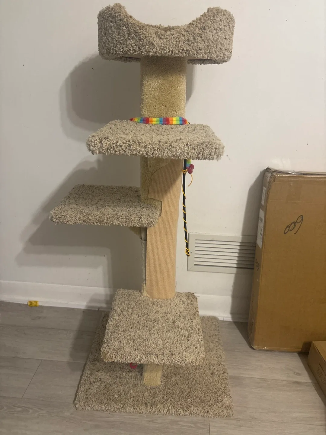 🔔Moving sale🔔 Cat Tree / scratching post