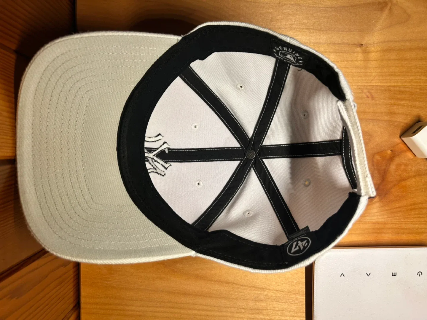 '47 Brand New York Yankees MVP Adjustable Hat image indicator(3)