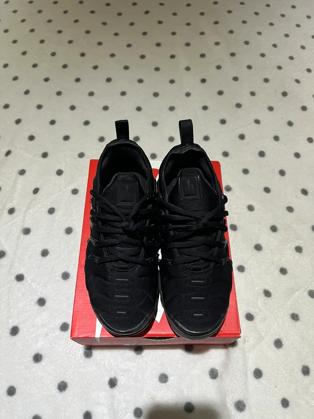Nike Air VaporMax Plus Triple Black - With Box image indicator(3)