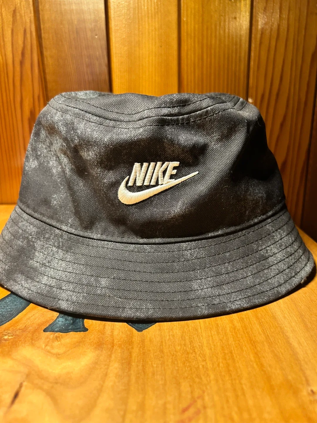 Nike Bucket Hat - Size S/M