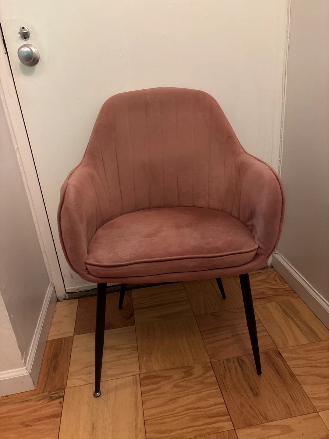 Pink Velvet Accent Chair - photo 4