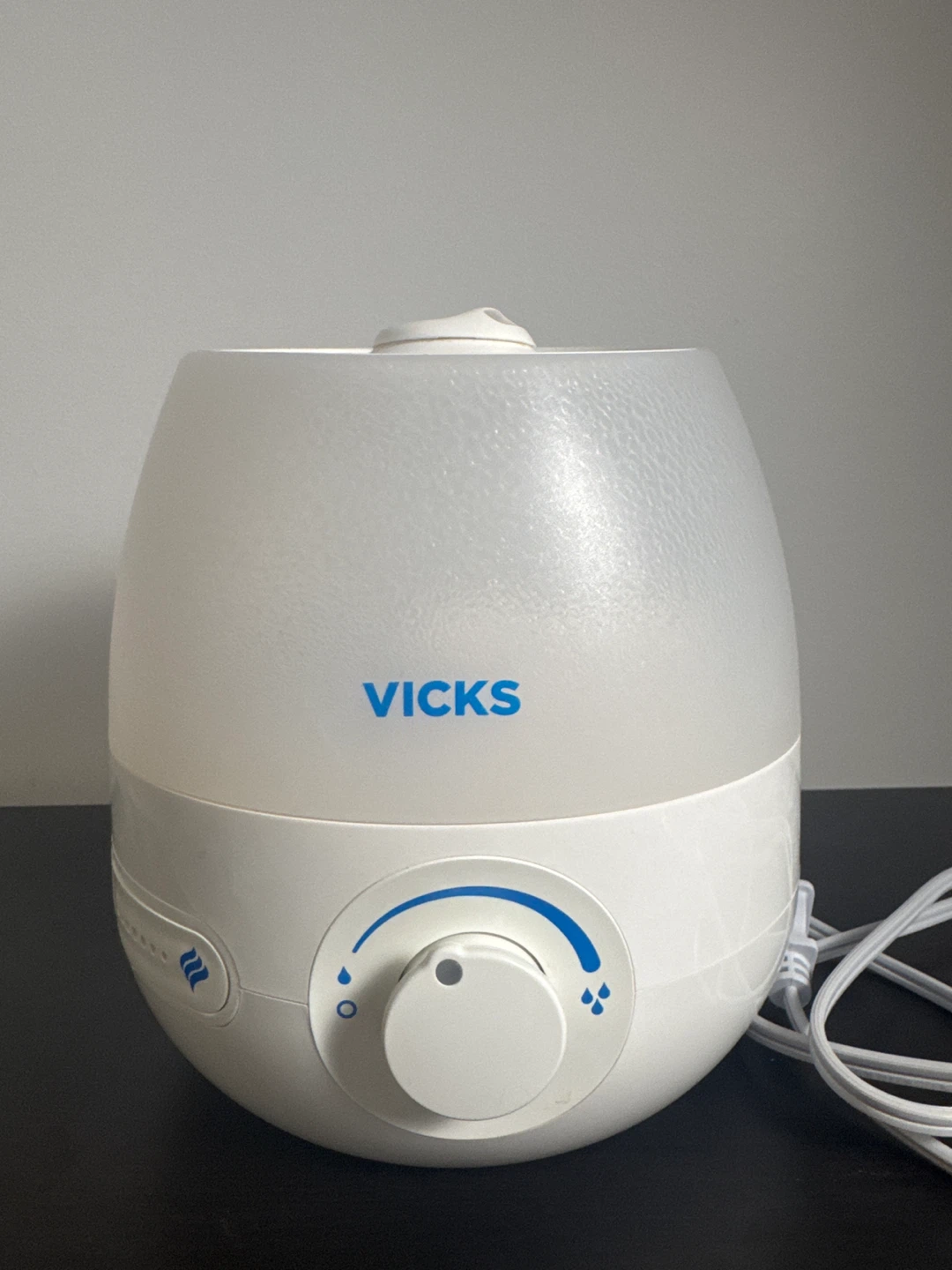 Vicks Humidifier - photo 2