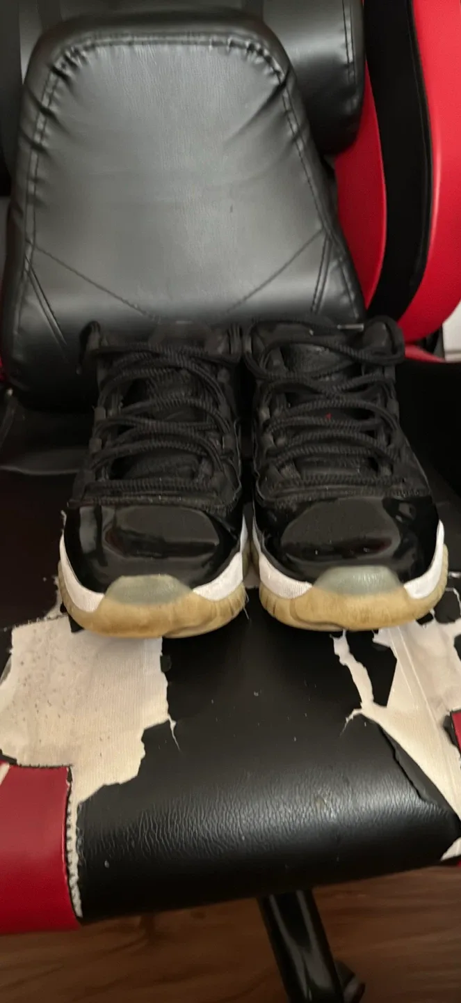 Air Jordan 11 Retro Low Black