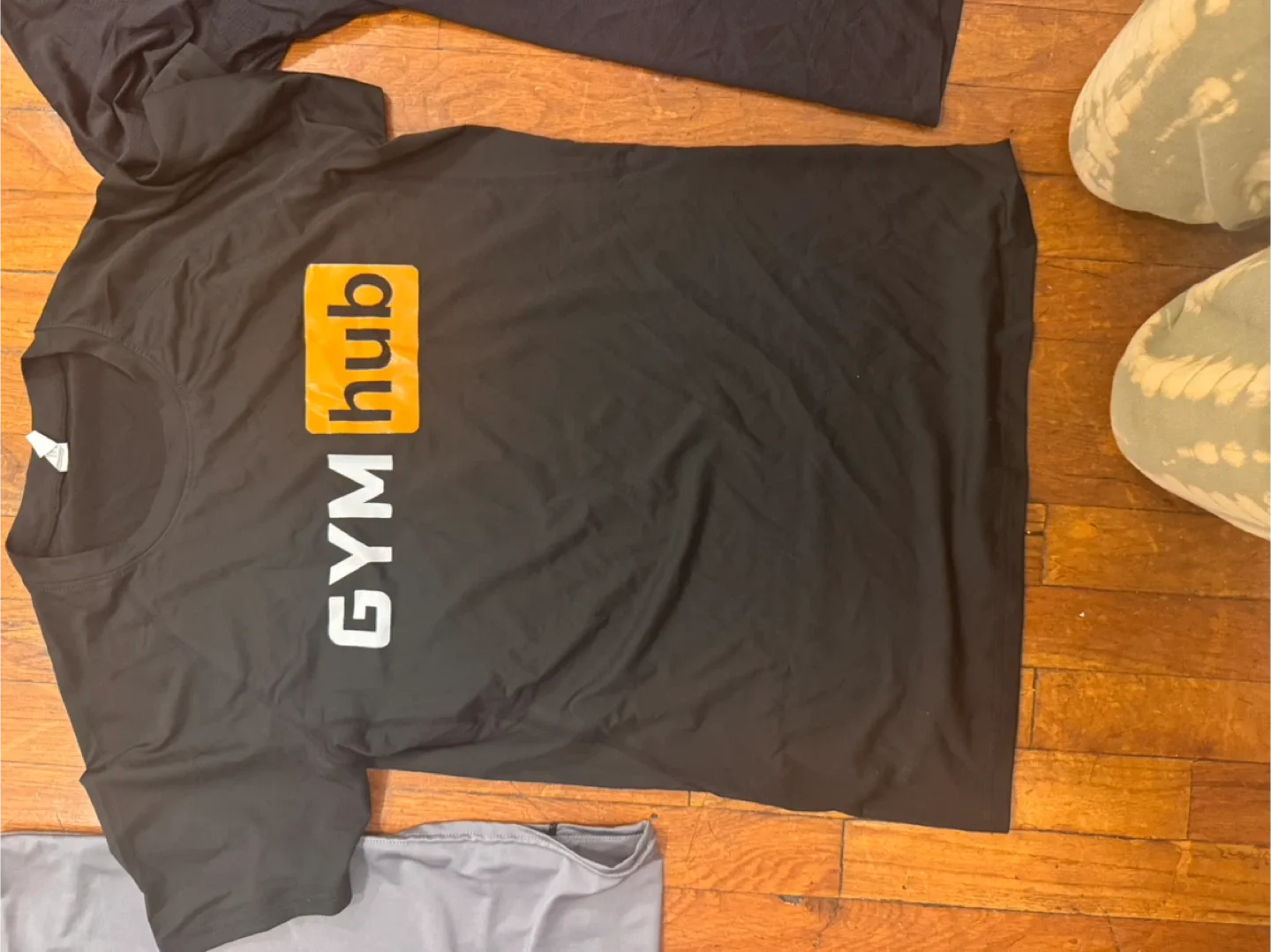GYM hub Black T-Shirt