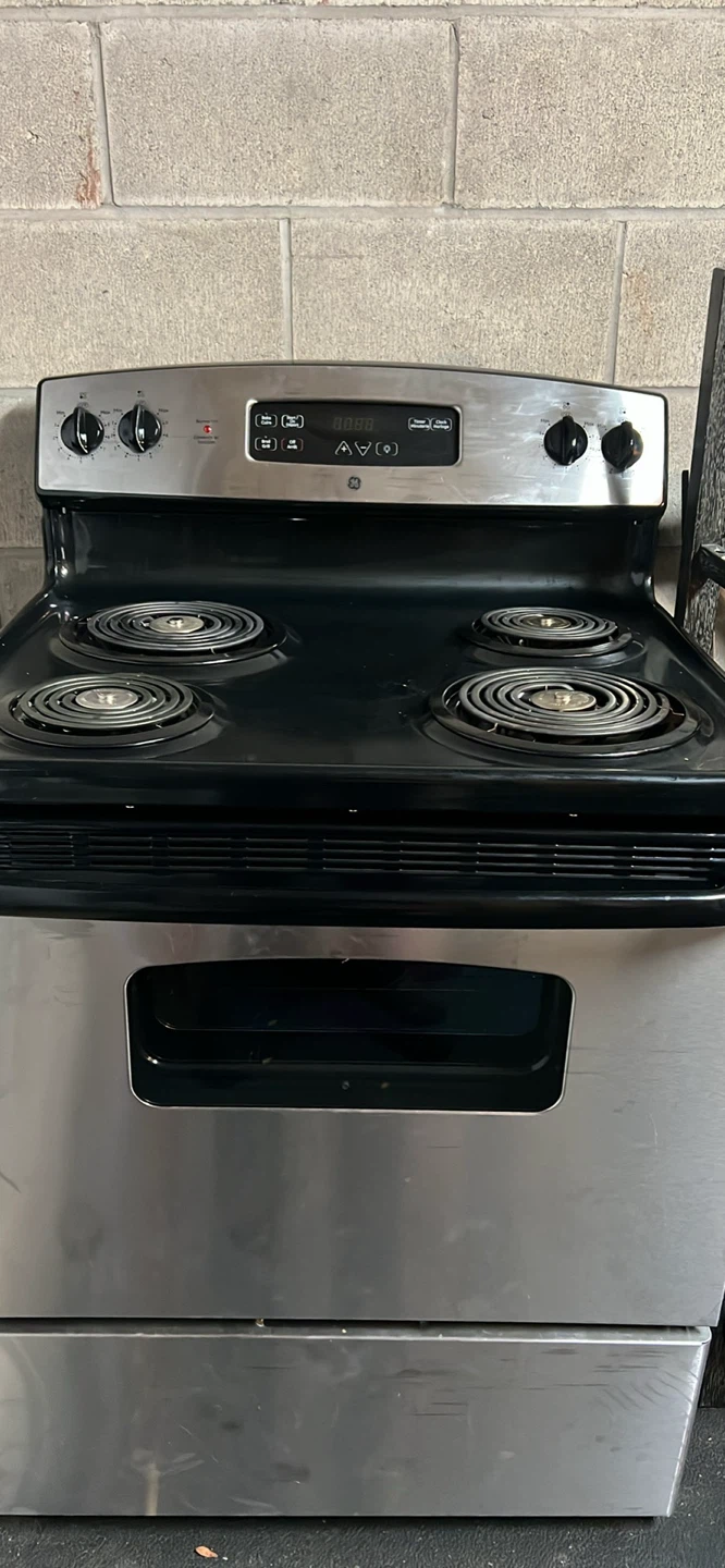 GE Brand Electric Range Stove