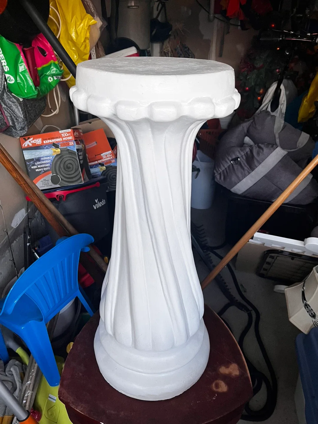 Plinth Pedestal Stand image indicator(2)