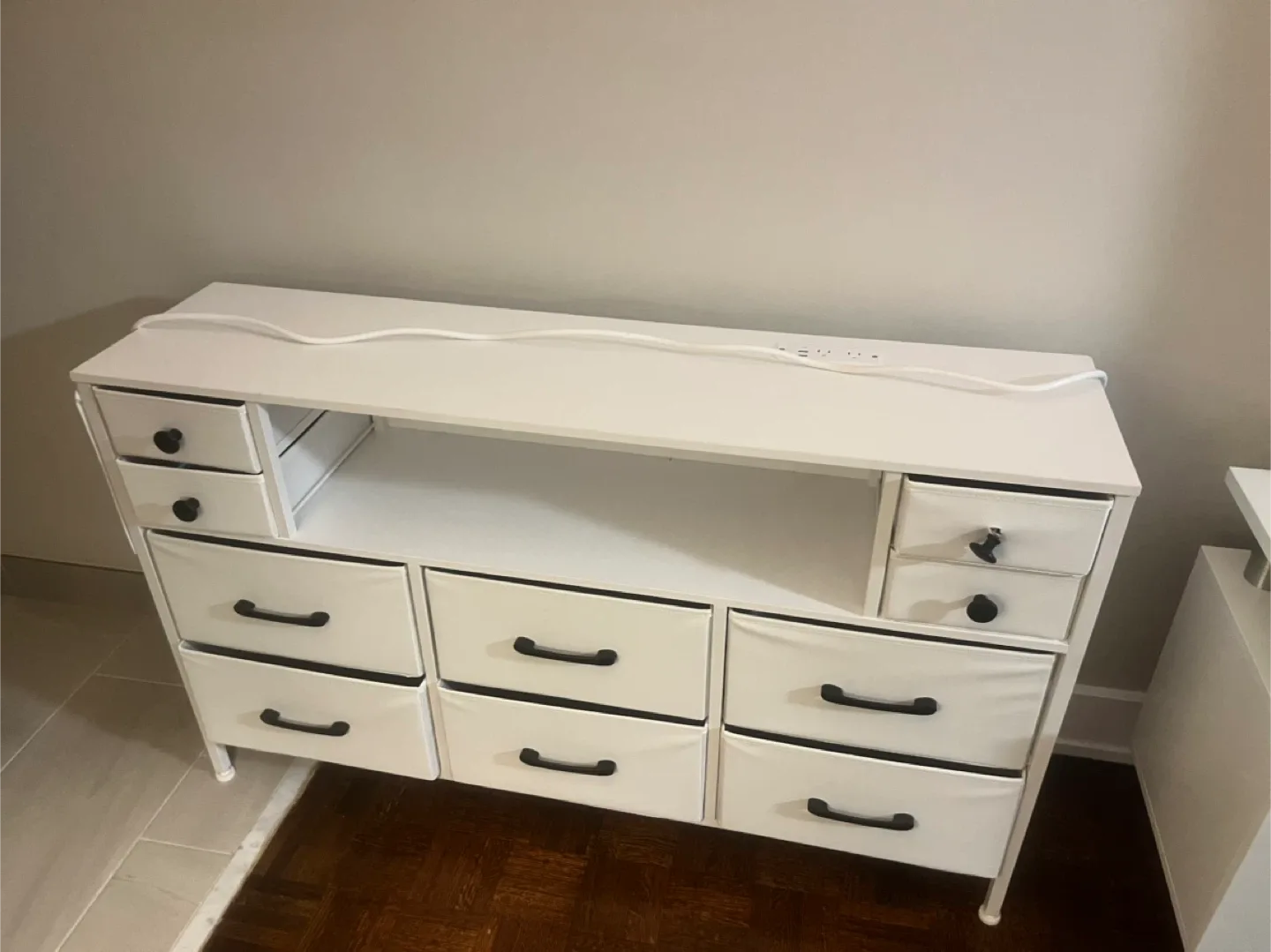 White 9-Drawer Dresser