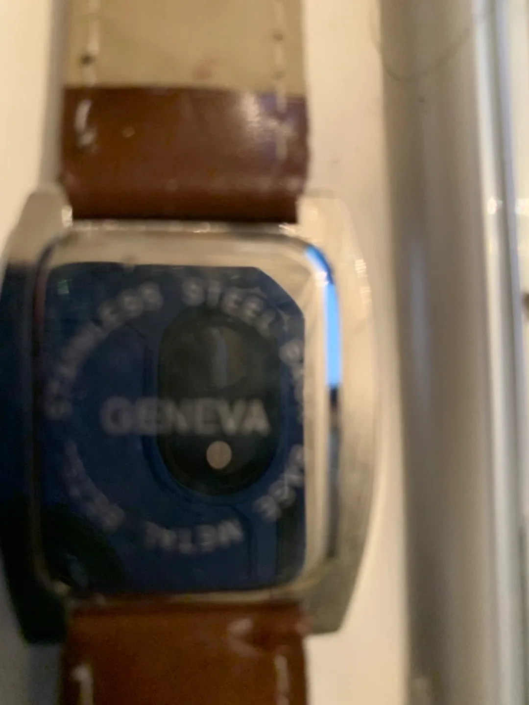 Geneva Brown Leather Strap Watch image indicator(3)