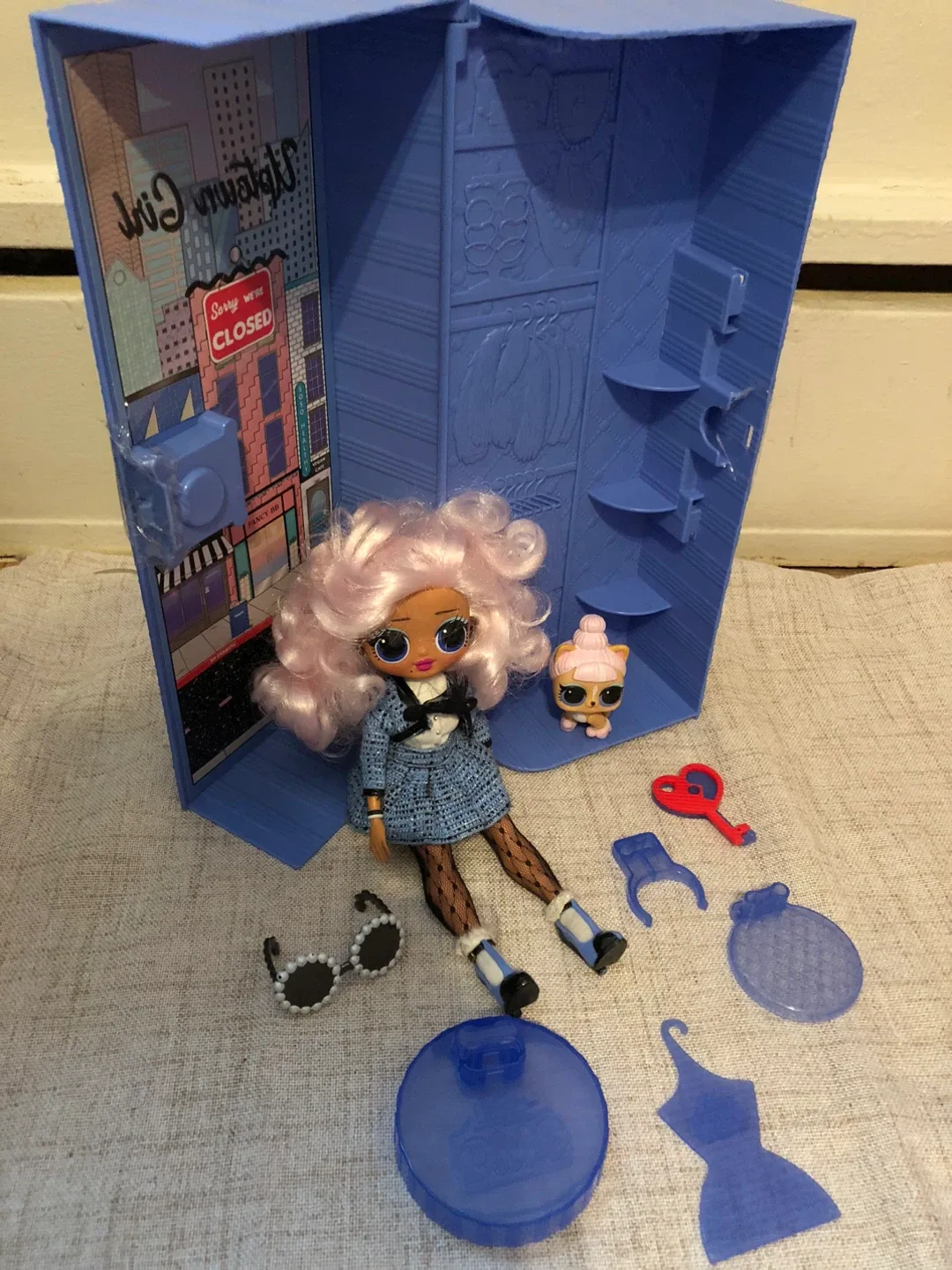 LOL Surprise OMG Doll with Closet