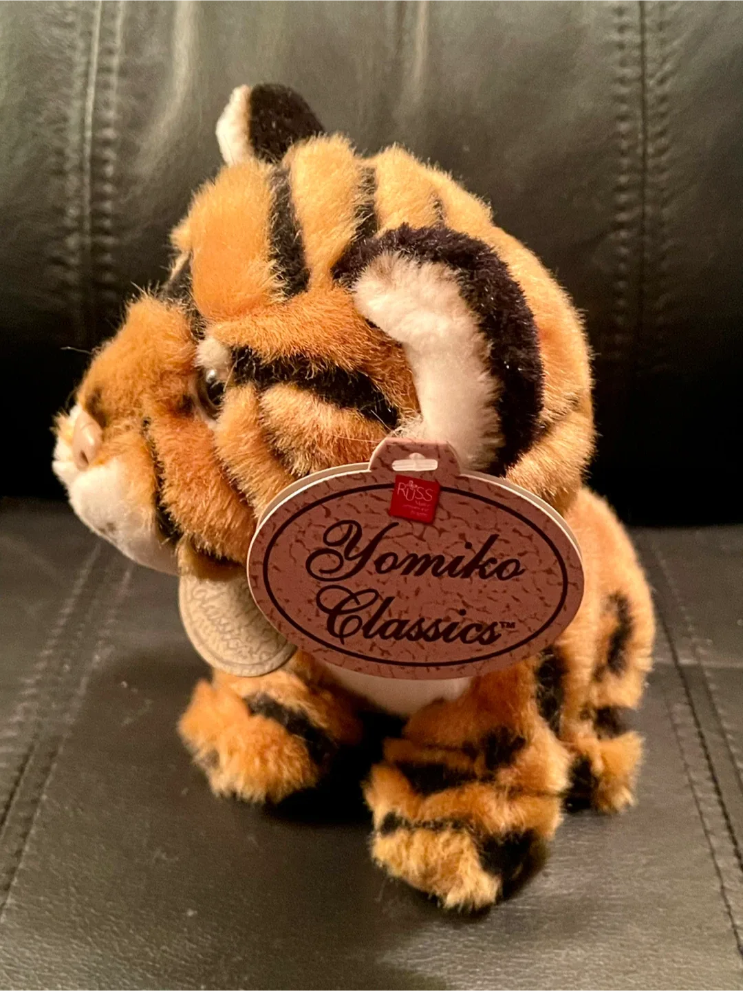 NEW Yomiko Classics Tiger Plush image indicator(2)
