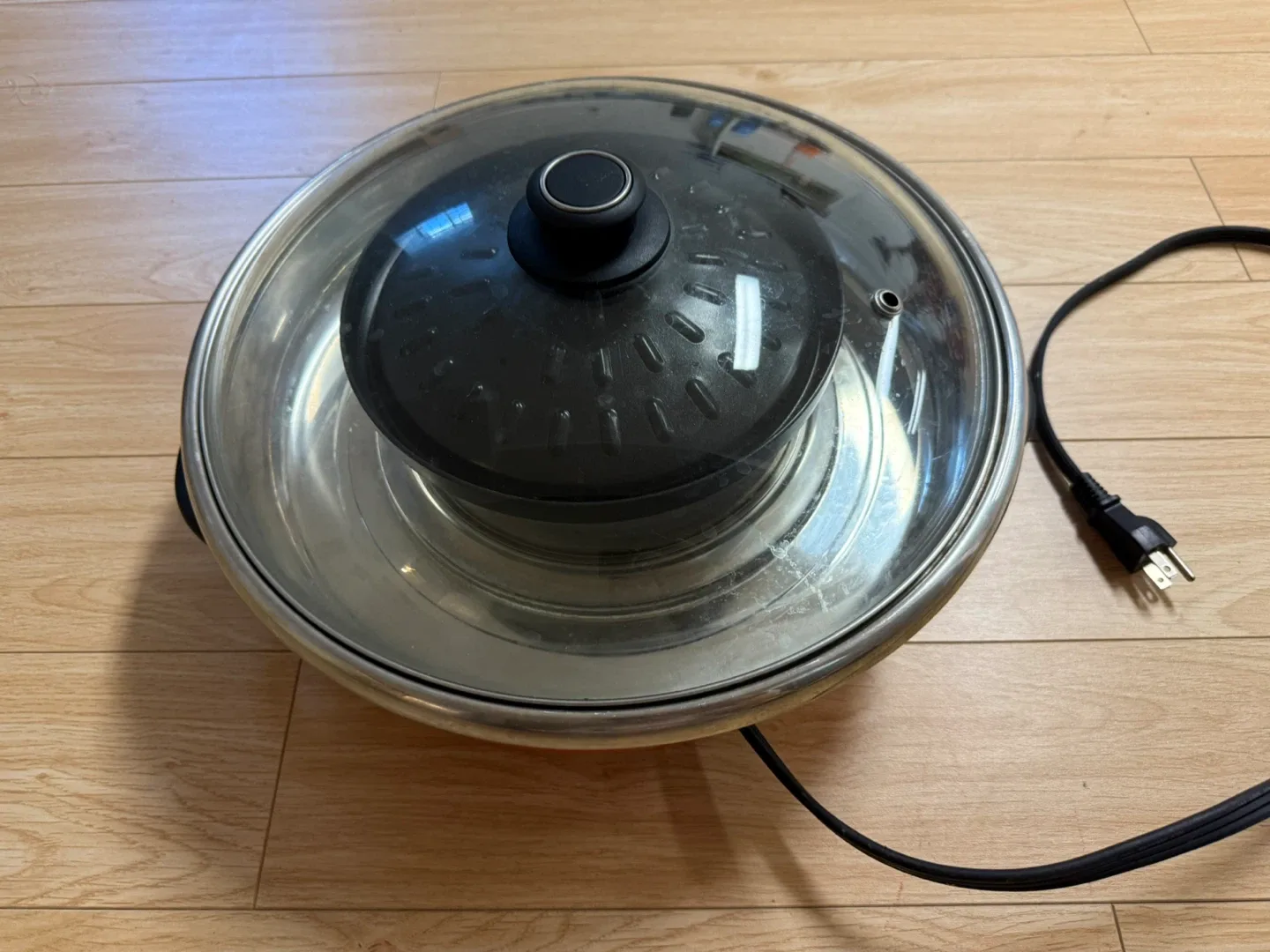 Electric Skillet with Glass Lid