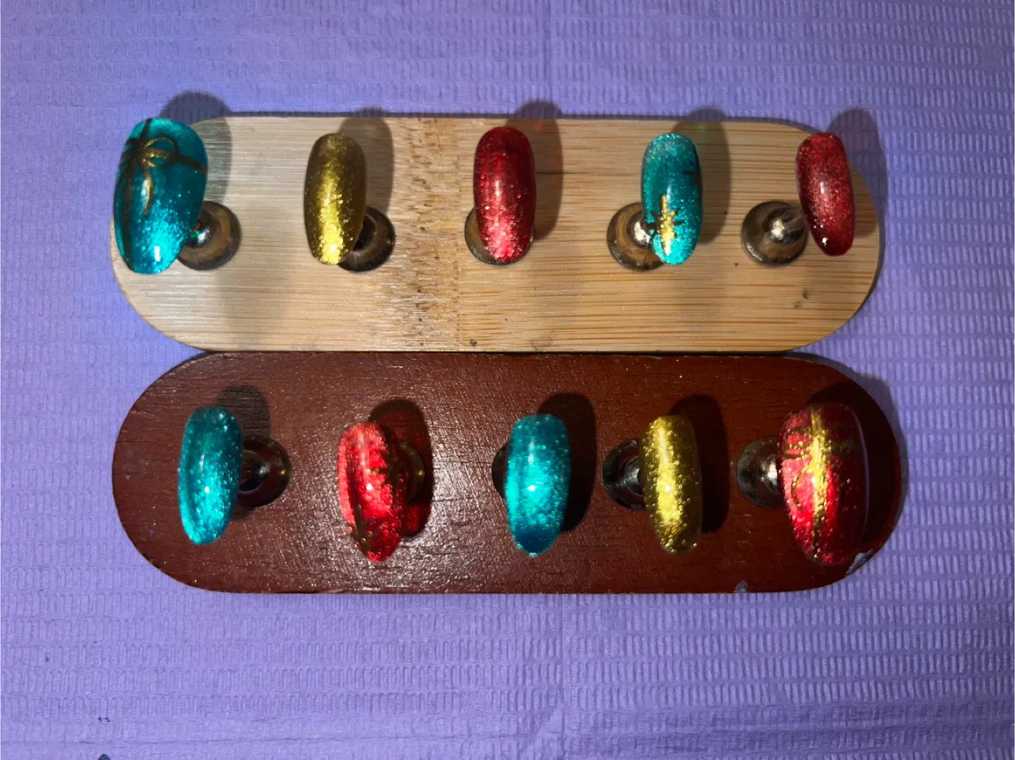 Simple hand made press on Christmas set