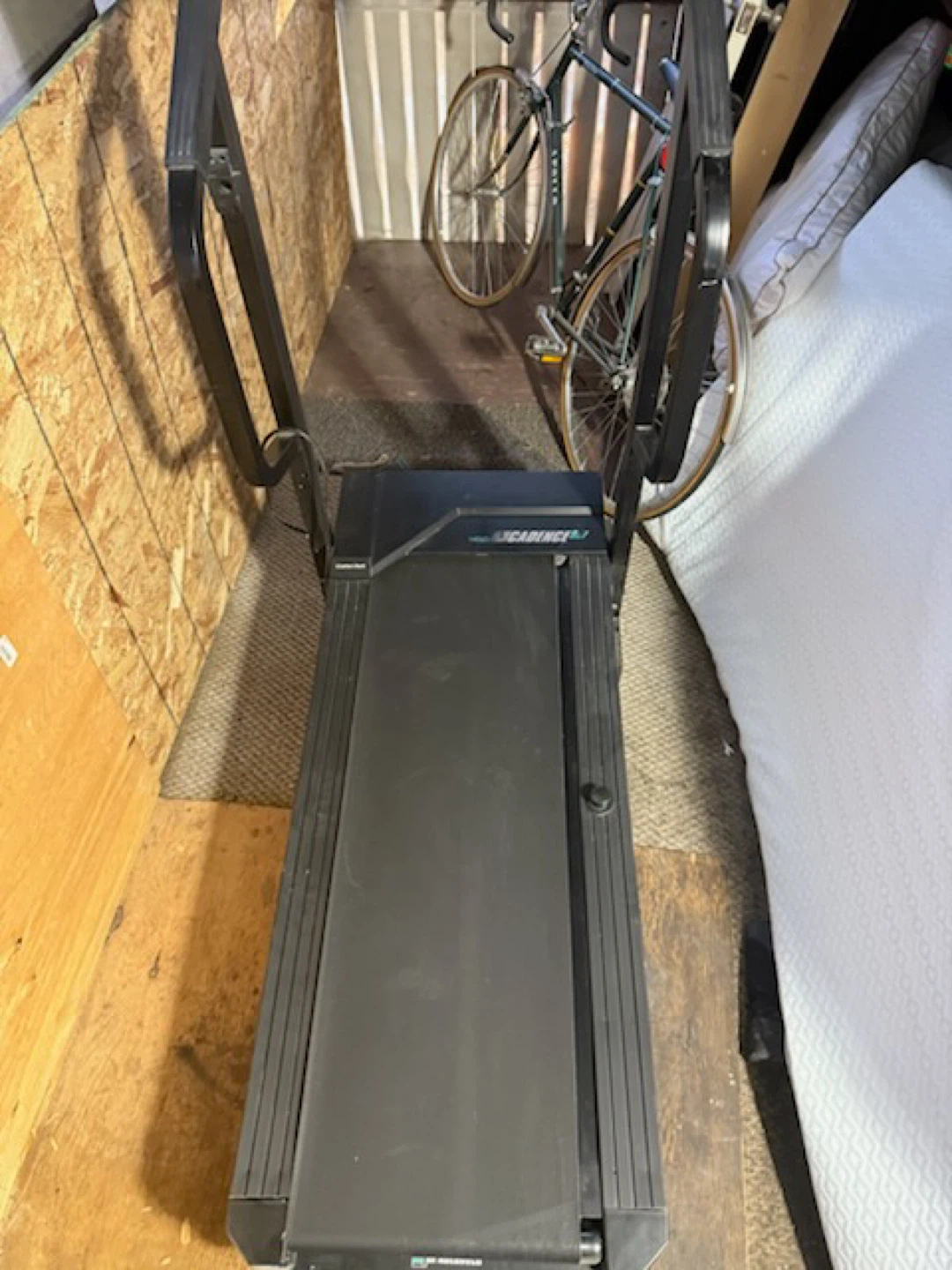 Weslo Cadence 7.0 Treadmill - SpaceSaver - photo 4