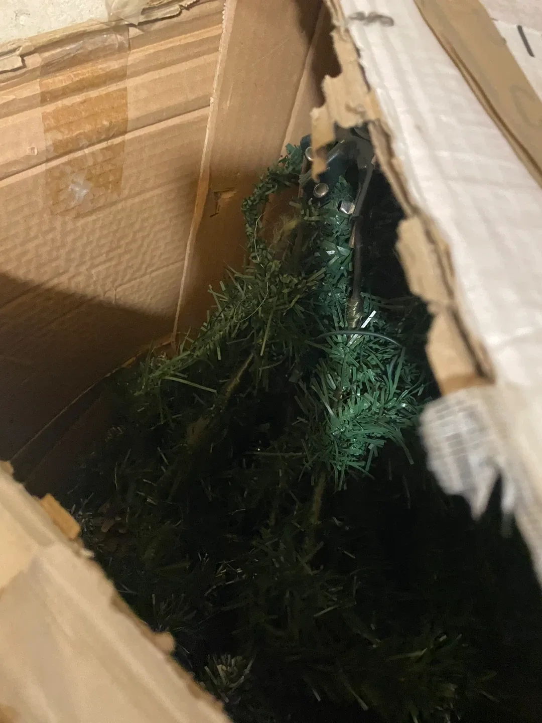 Artificial Christmas Tree in Box - used image indicator(3)