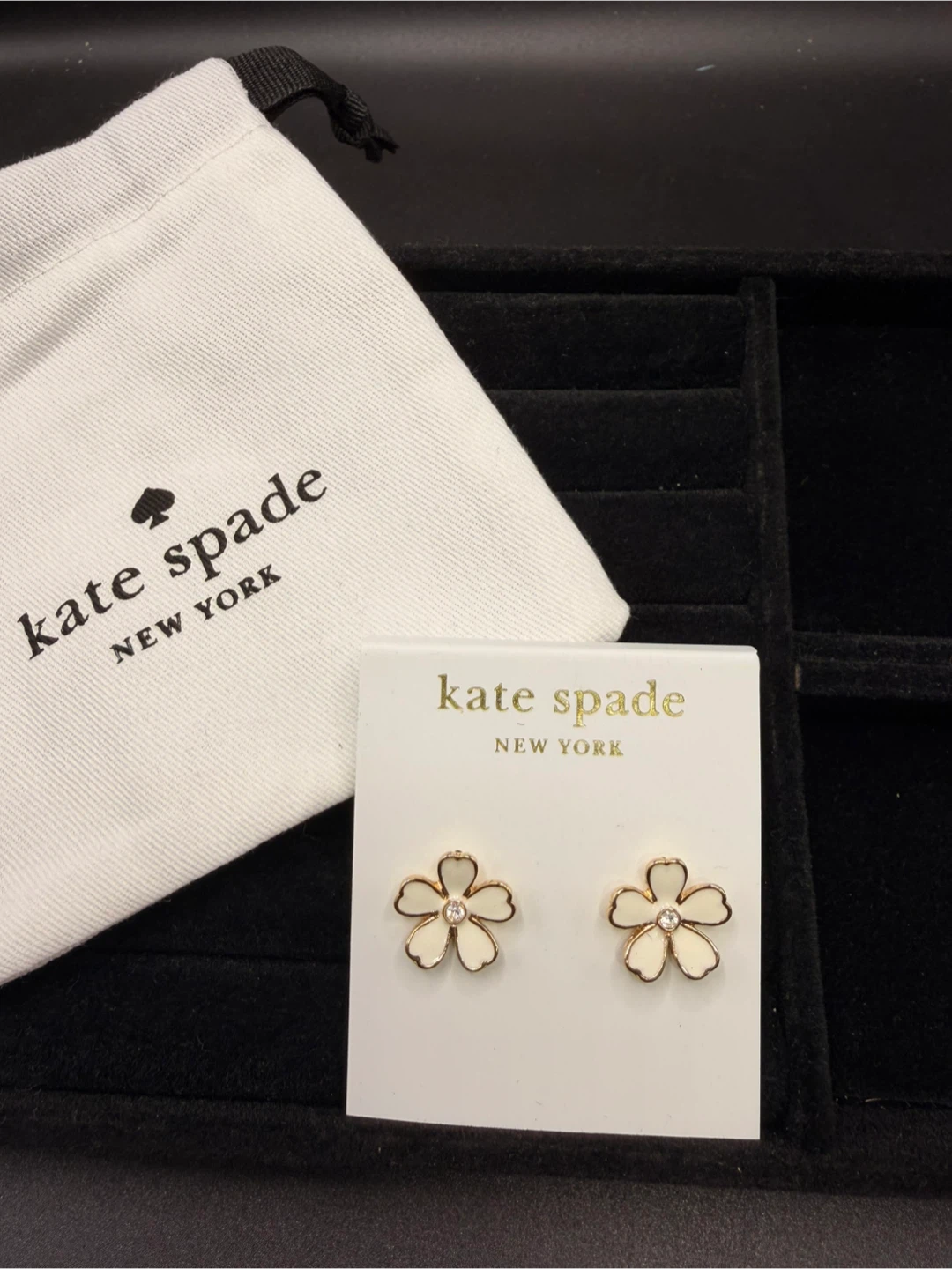 Kate Spade Flower Stud Earrings - New! - photo 5