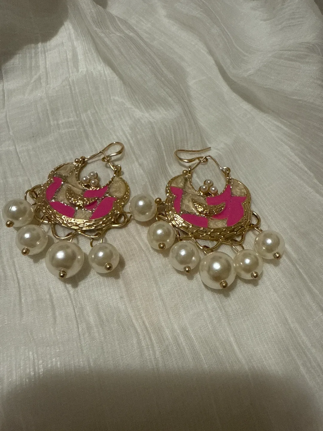 Pearl Drop Earrings - Pink & Gold image indicator(2)
