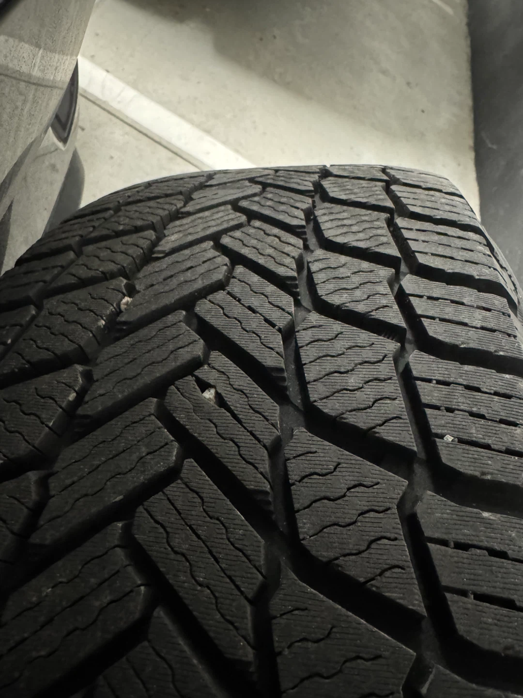 Michelin X-Ice Snow SUV on Rims 215/60R17 - photo 3