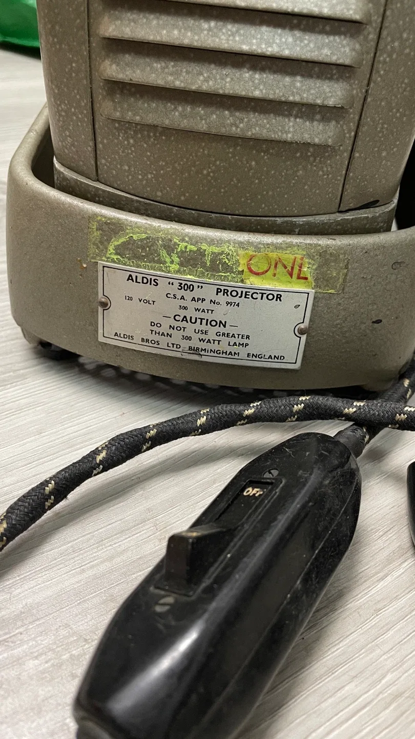 Vintage Aldis "300" Projector image indicator(2)