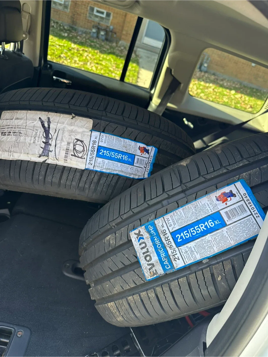 Evolux Capricorn JHP 215/55R16 XL Tires