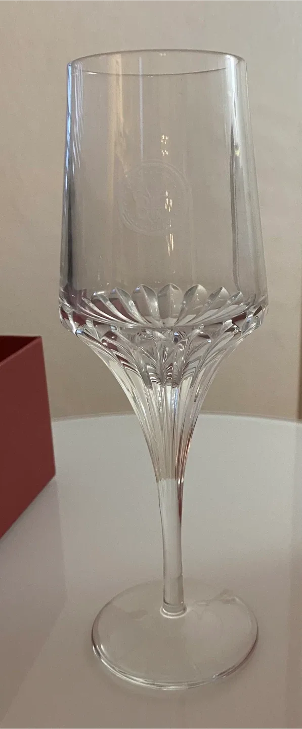 Louis XIII Remy Martin Grande Champagne Cognac Glass image indicator(4)