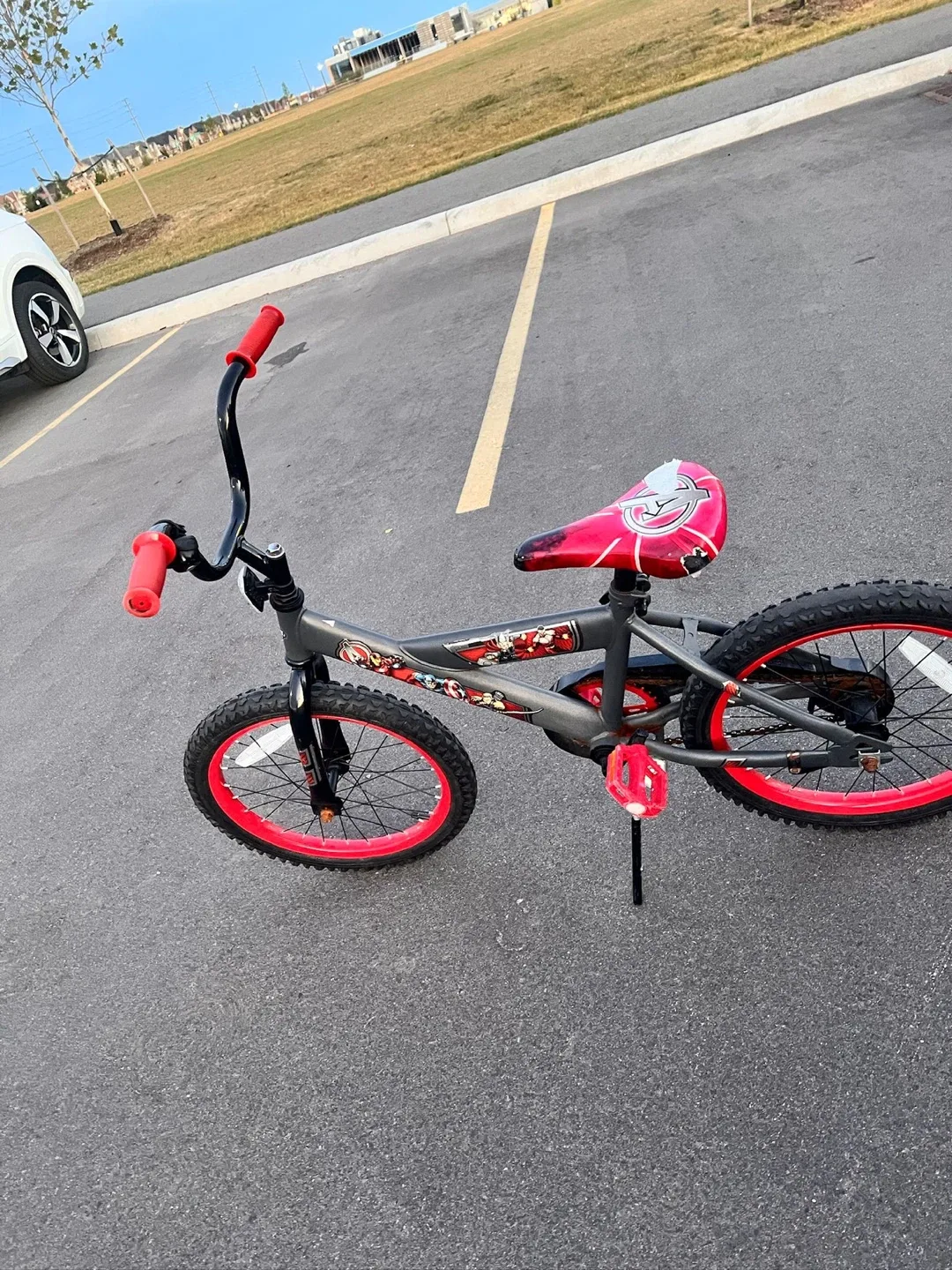 Avengers Kids Bike - 16 inch image indicator(5)