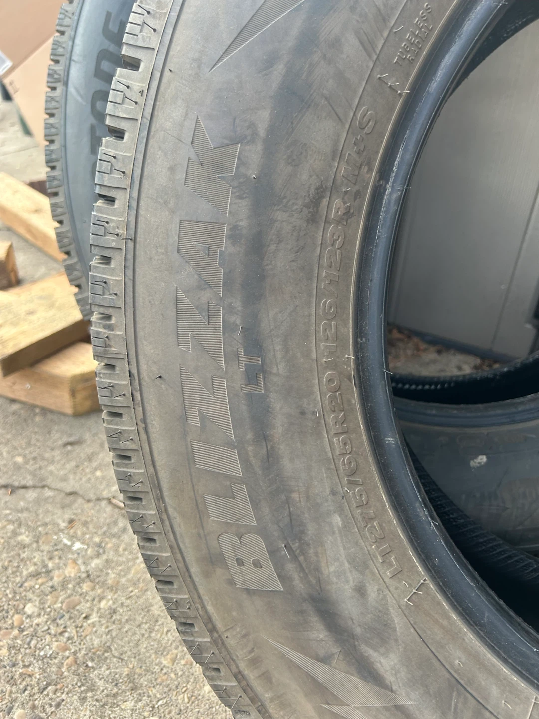 Bridgestone Blizzak LT 275/65R20 Tire - photo 2