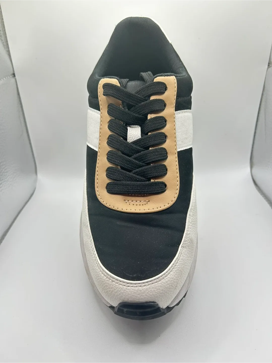 Size 7.5 - Black, White & Beige Fashion Sneakers image indicator(6)