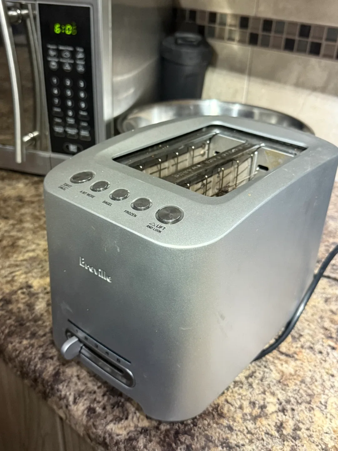 Breville Toaster - Toast, Bagel, Frozen Settings