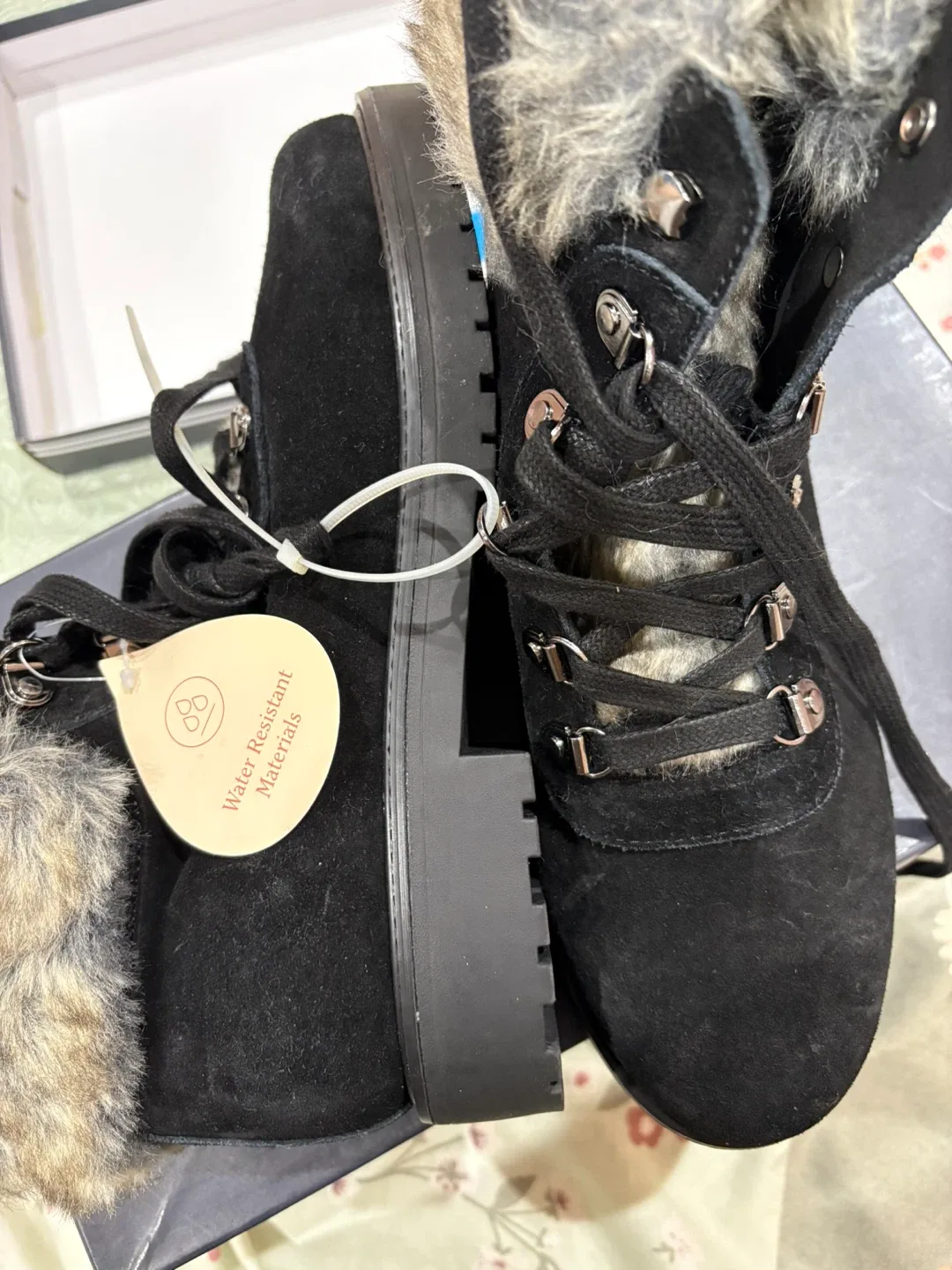 Black Suede Winter Boots image indicator(3)