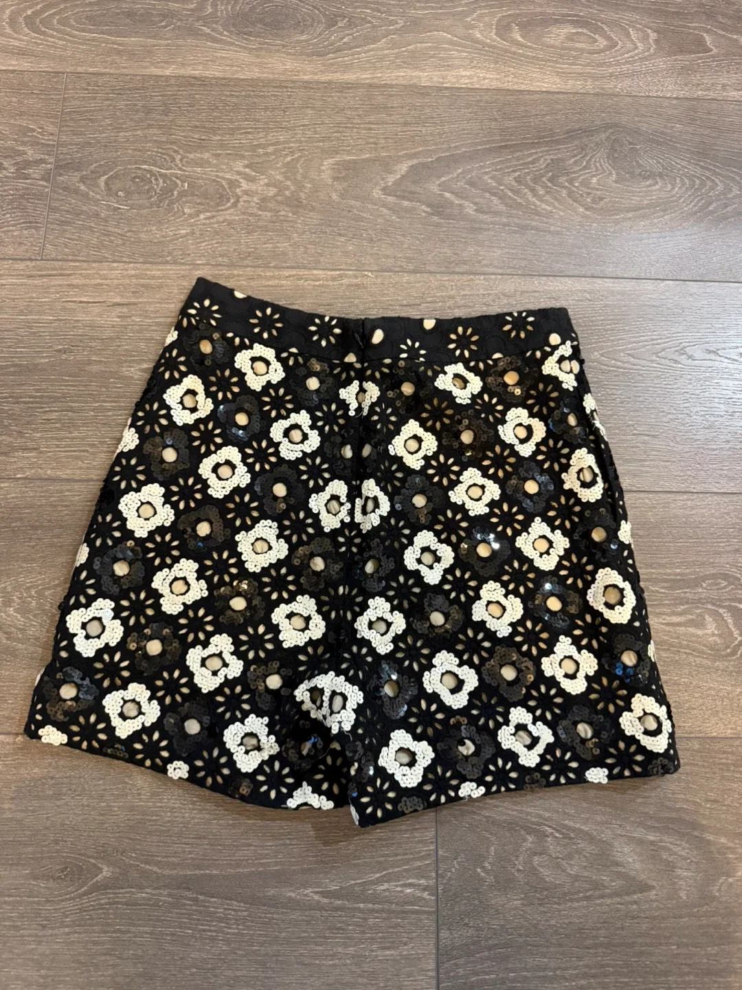 Huishan Zhang Sequin Embellished Shorts image indicator(6)