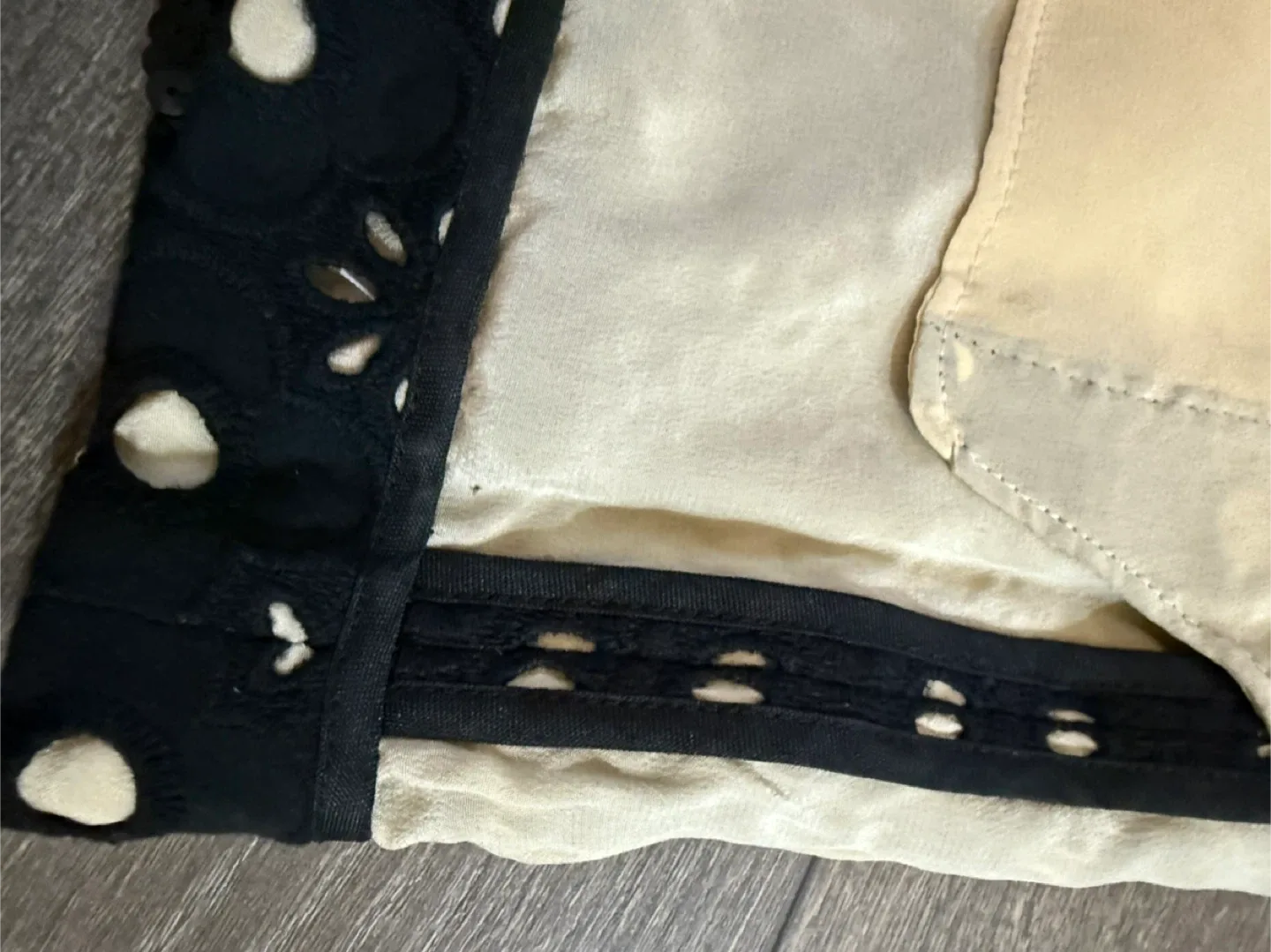 Huishan Zhang Sequin Embellished Shorts image indicator(9)