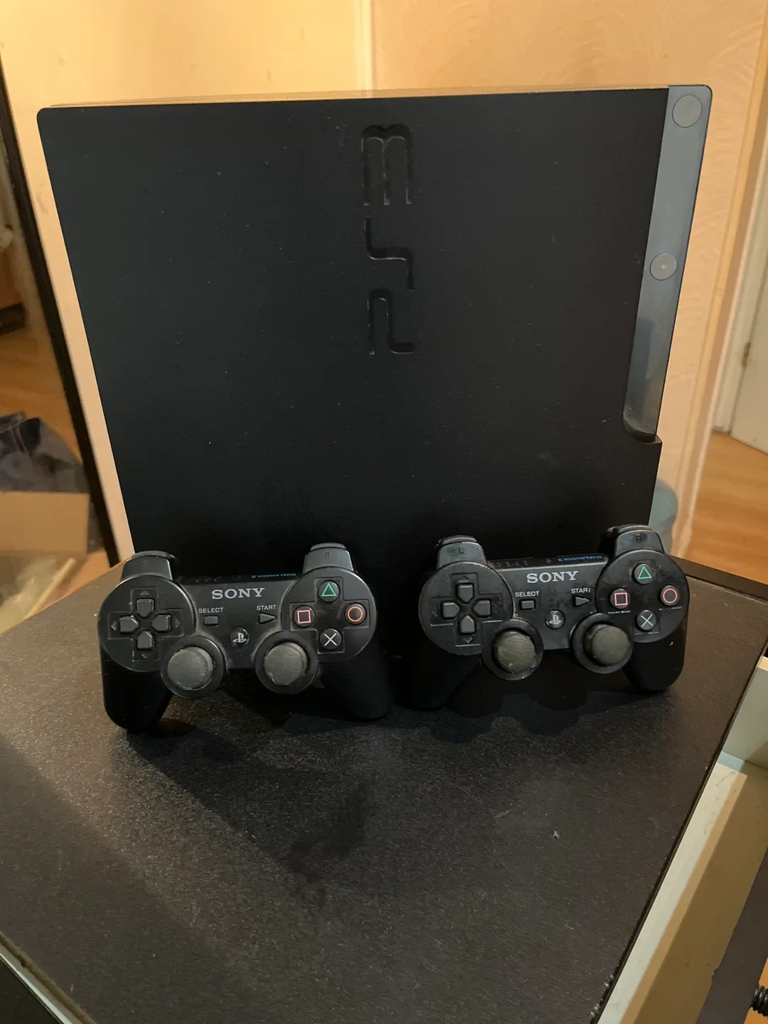 Sony PlayStation 3 (PS3) Console image indicator(3)