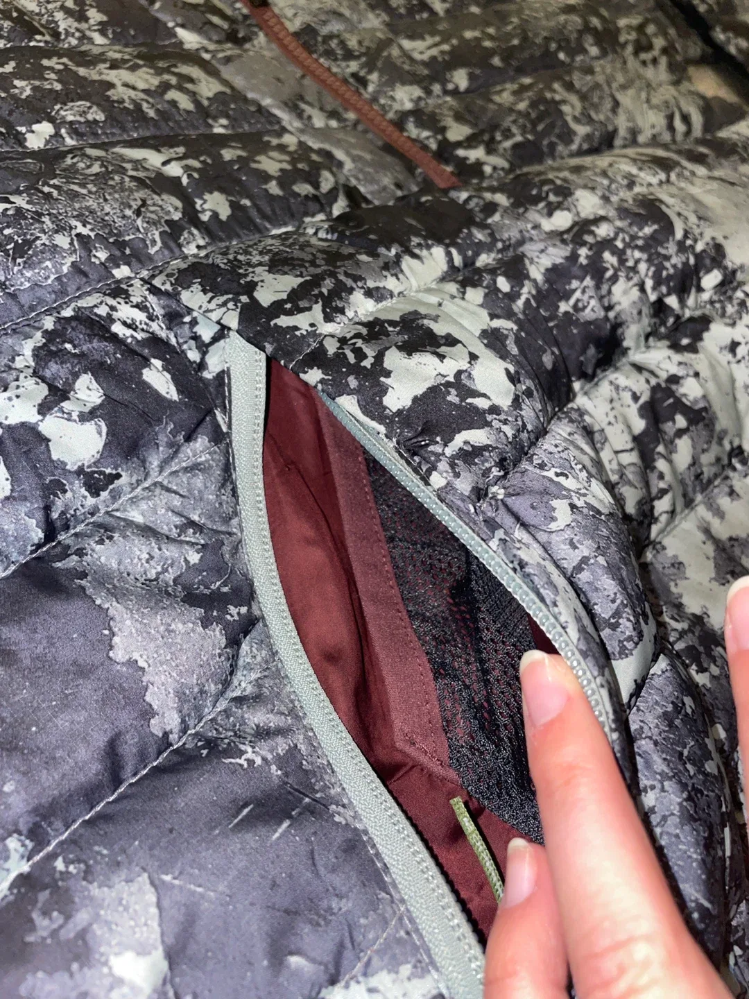 Kathmandu Puffer Jacket - Size S image indicator(3)