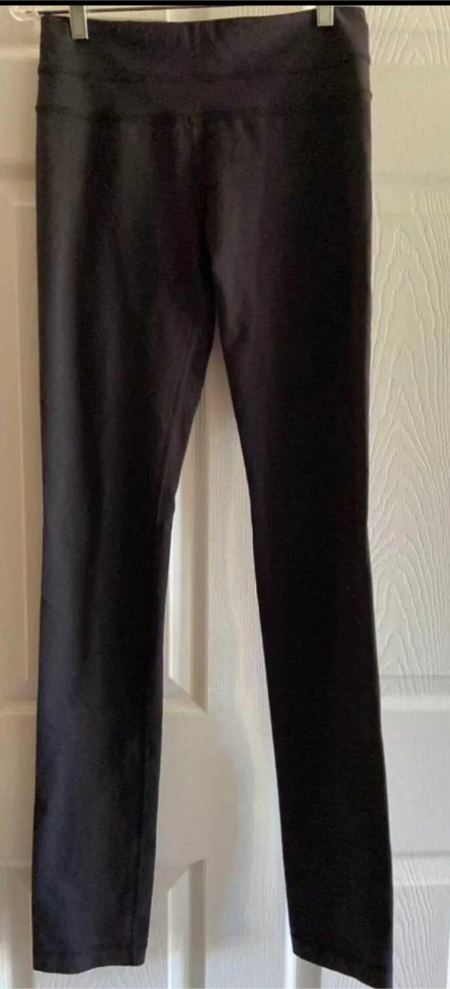 Lululemon Size 4 Black Align Pants