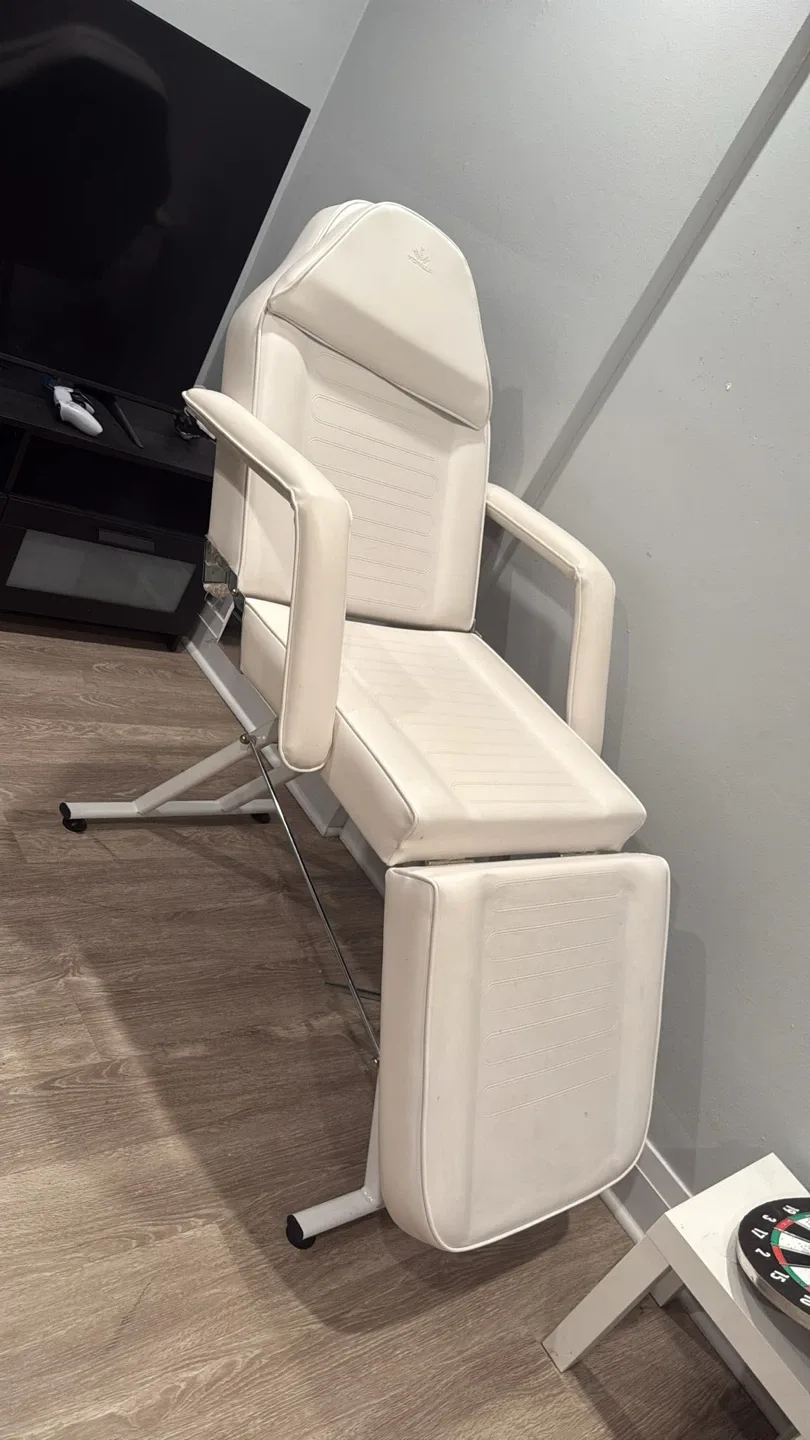 White Adjustable Facial Bed - Like New!