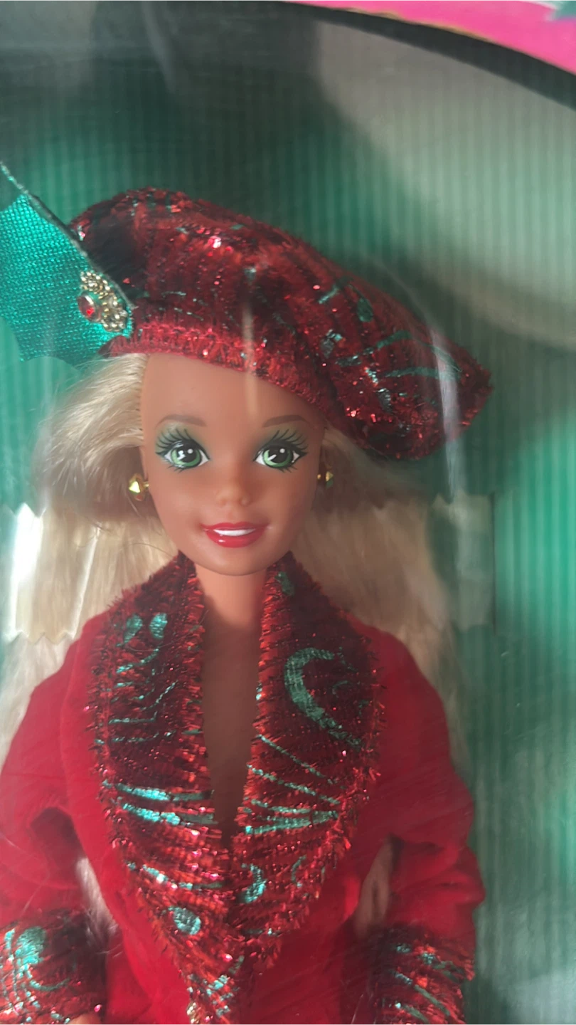 Limited Edition Season's Greetings Barbie Doll - photo 3