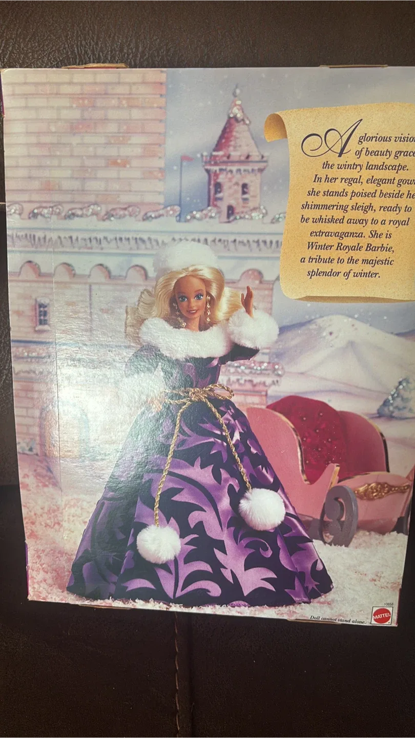 Winter Royale Barbie Limited Edition image indicator(2)