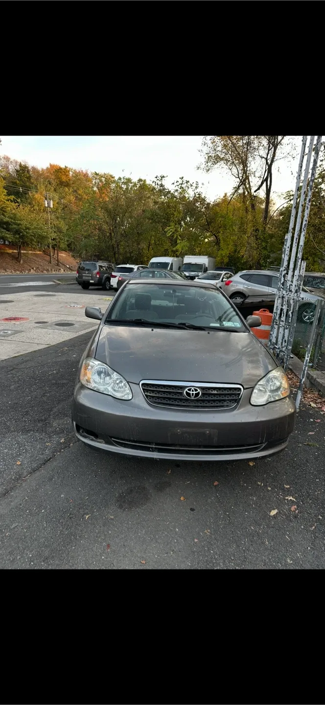 Toyota Corolla Sedan