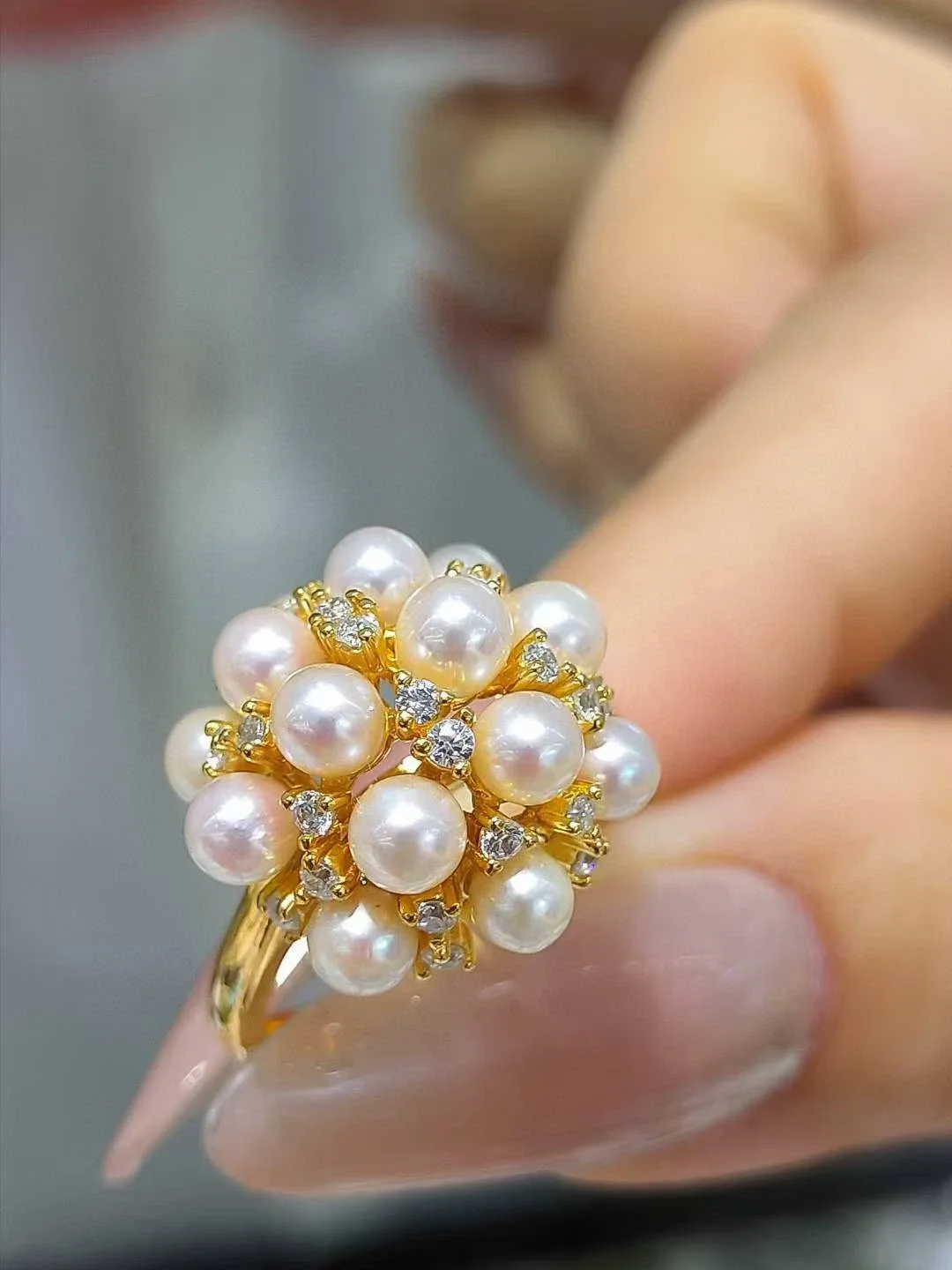 Pearl and Diamond Gold Ring