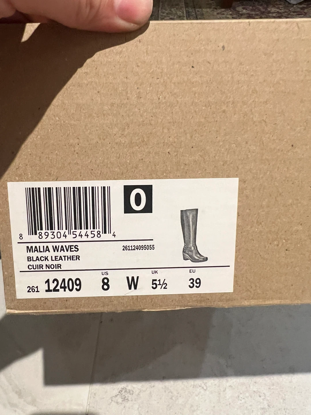 New Clarks Leather Boots - Size 8W - photo 3
