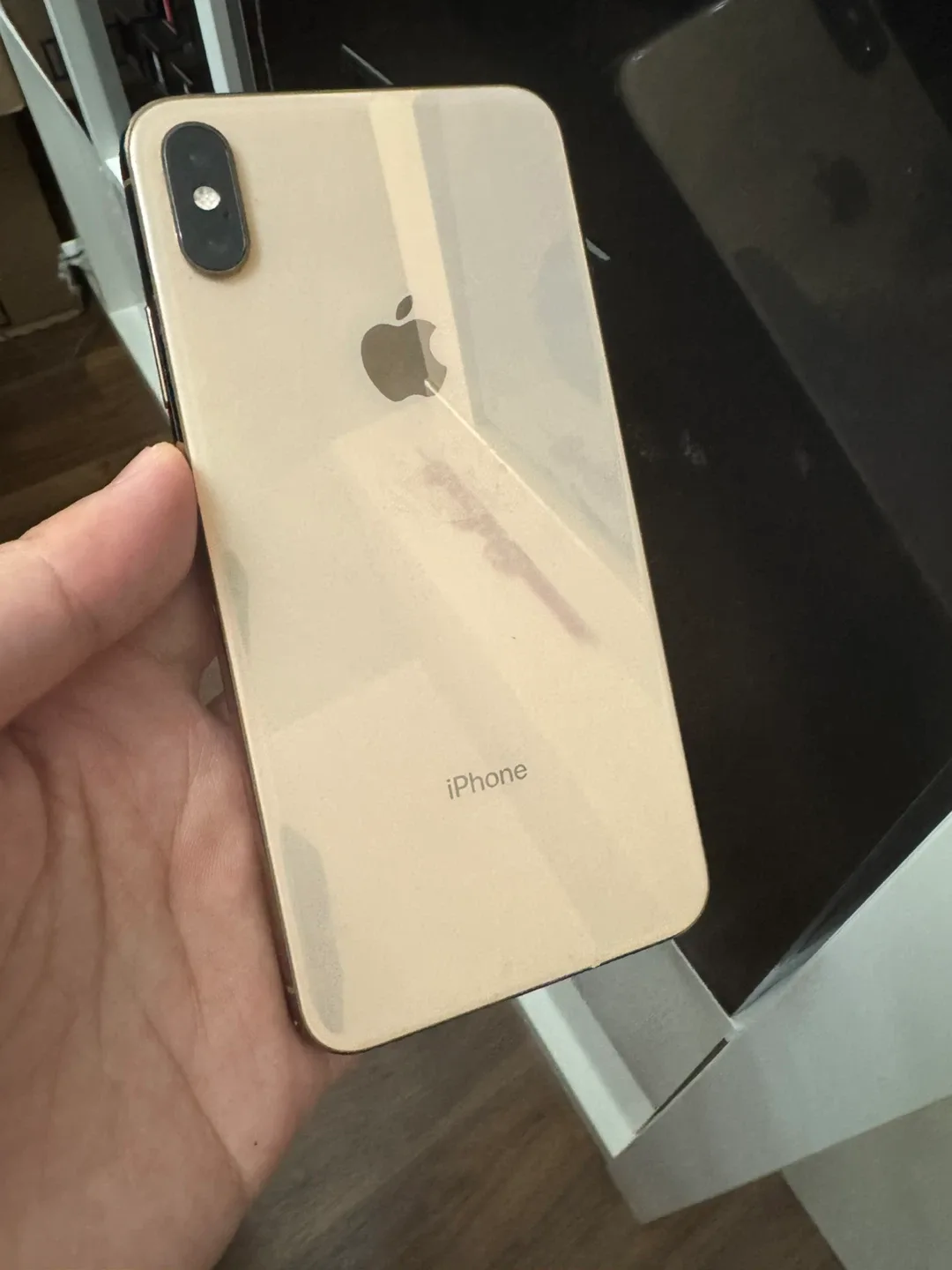 iPhone XS Max 64gb Gold image indicator(2)