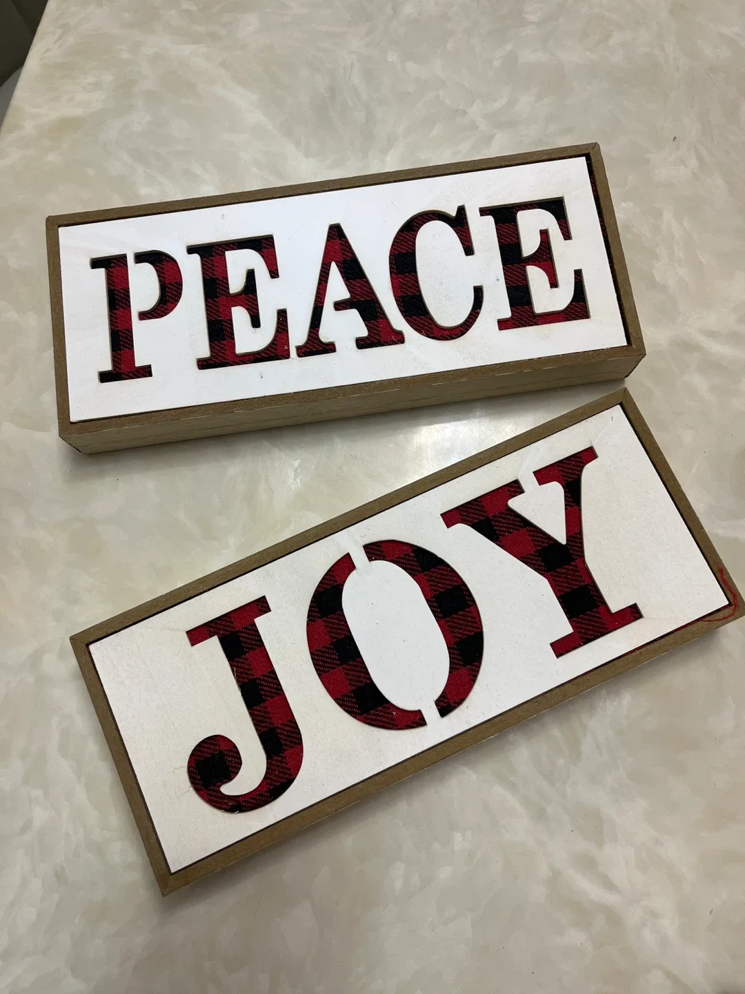 JOY & PEACE Wooden Signs with Plaid Pattern