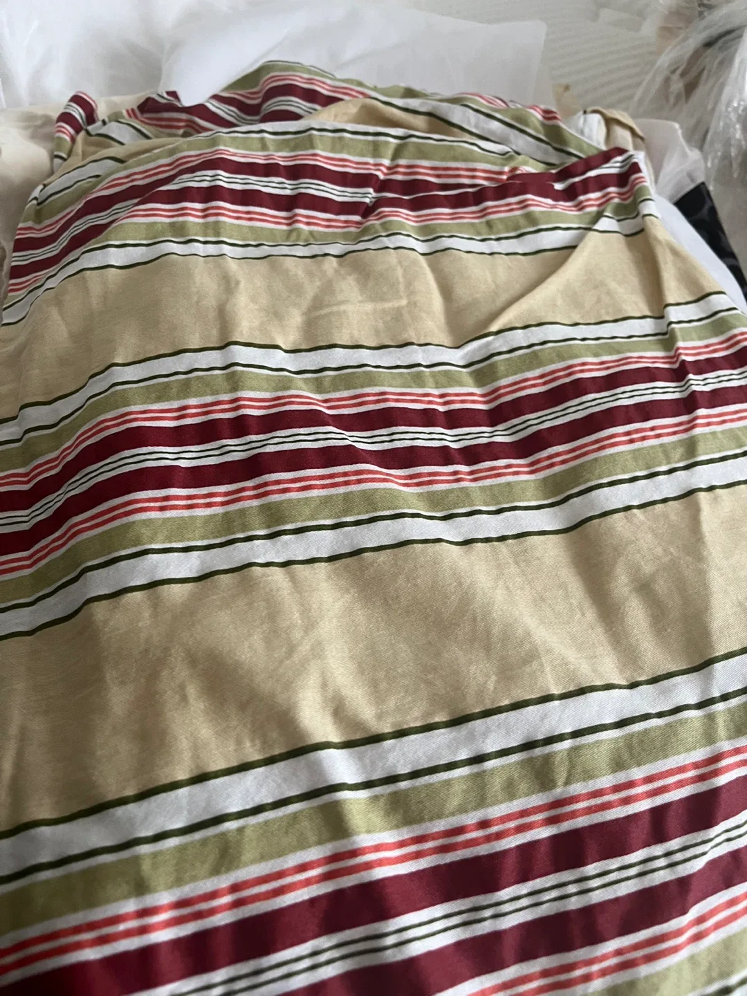 Queen bed skirts image indicator(7)