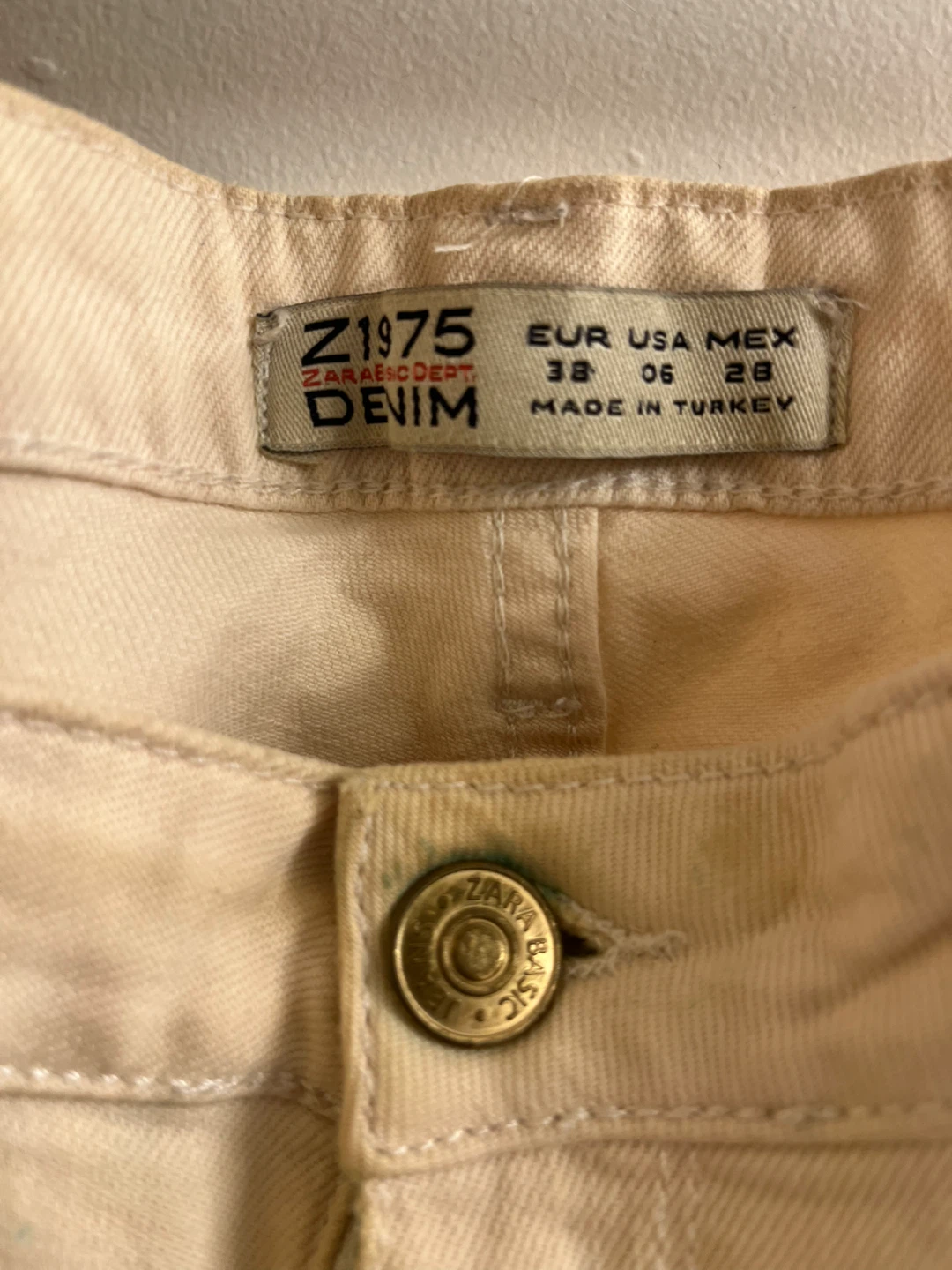 Zara Denim Jeans - Size 6 - photo 2