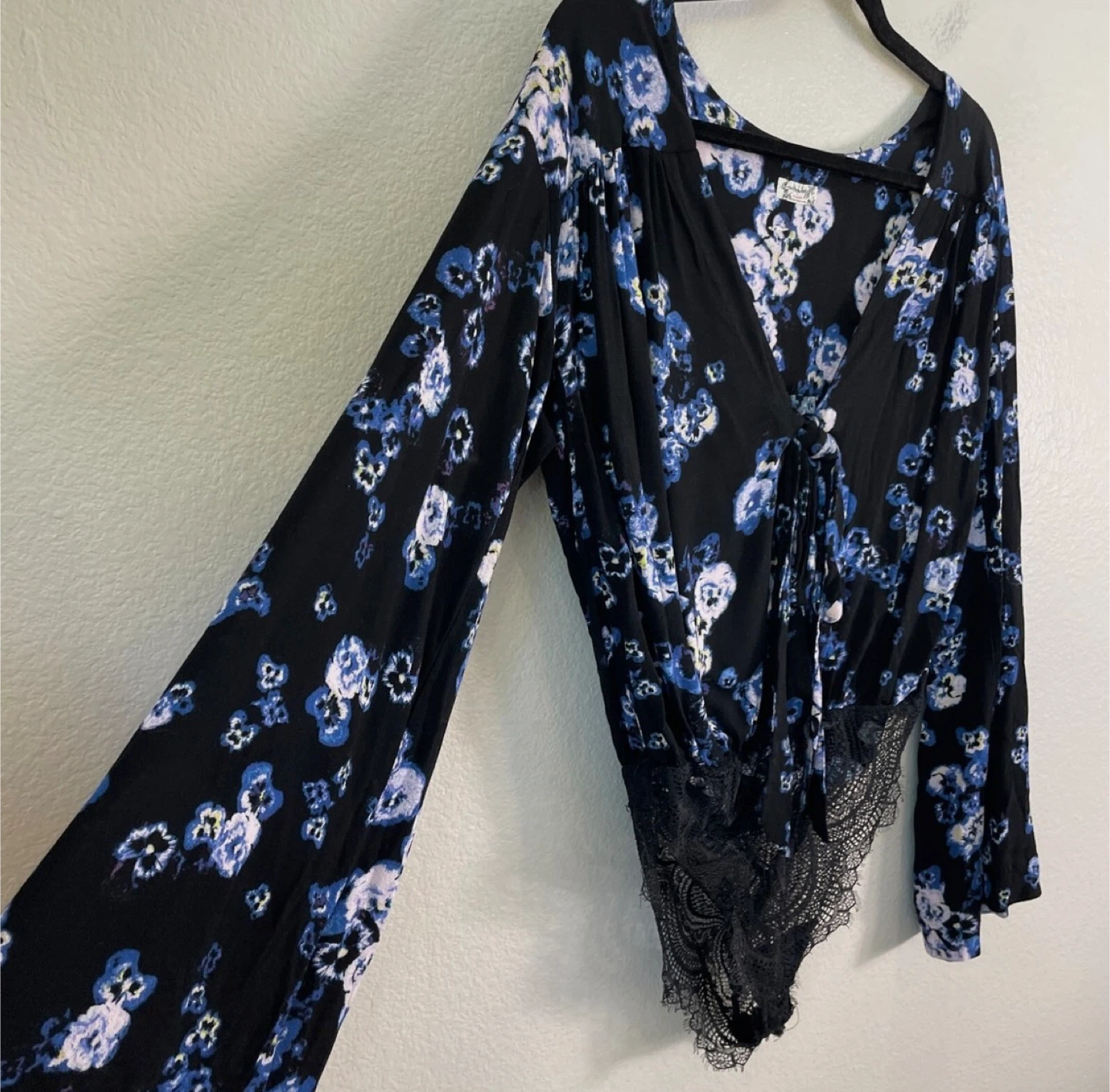 New Free People ‘Forties Feels’ Floral Bodysuit - photo 2