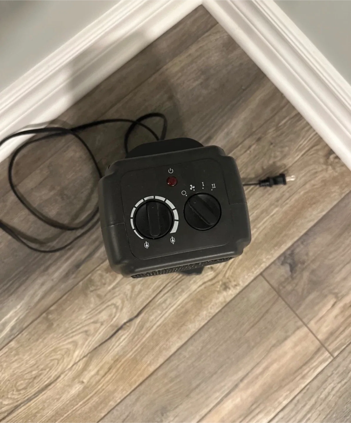 Comfort Zone Personal Space Heater image indicator(2)