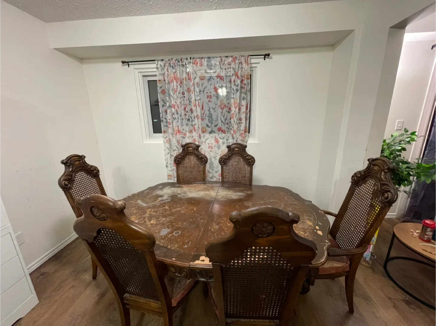 Vintage Dining Table with 6 Chairs