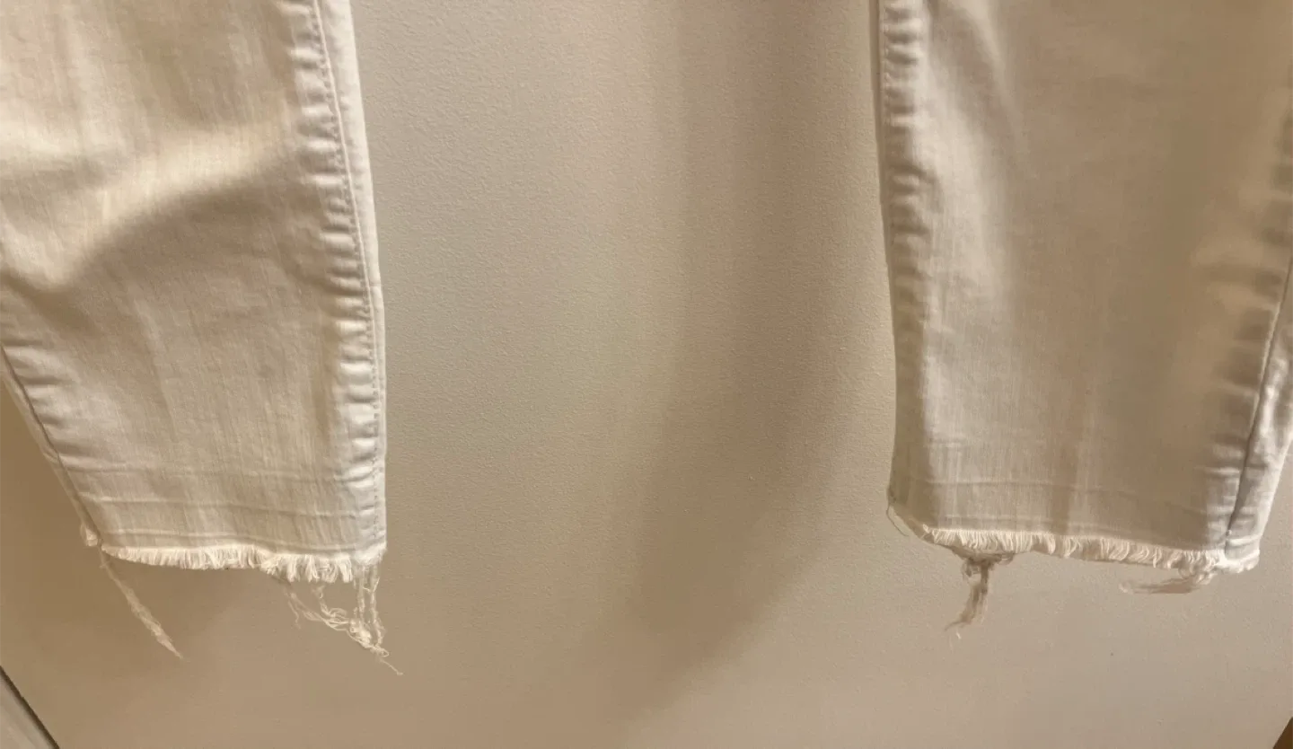 Zara White Jeans image indicator(2)