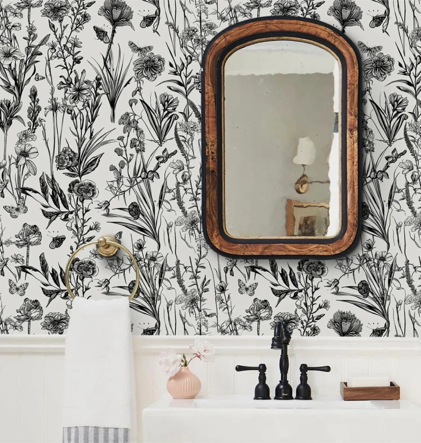 Black & White decorative rolls